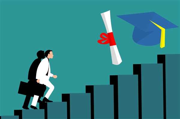 避坑！被AI淘汰的专业出现了 有百年历史大学已经官宣不招生