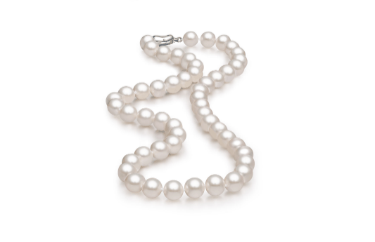 珍珠项链是淡水的好还是海水的好?珍珠项链淡水和海水哪个好