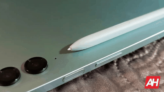 三星新款平板Galaxy Tab S10 Plus与Ultra曝光,预计明年初发布插图 三星新款平板Galaxy Tab S10 Plus与Ultra曝光,预计明年初发布