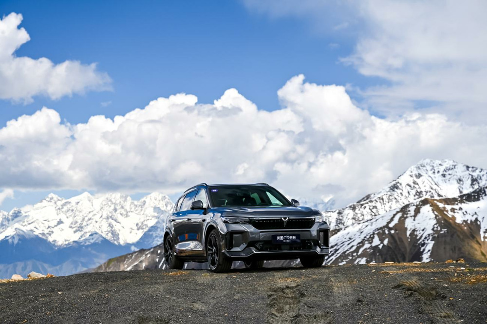 尽享驾趣体验和318美景：最美公路旅行家岚图FREE 318试驾报告