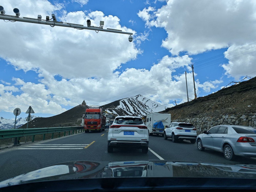 尽享驾趣体验和318美景：最美公路旅行家岚图FREE 318试驾报告