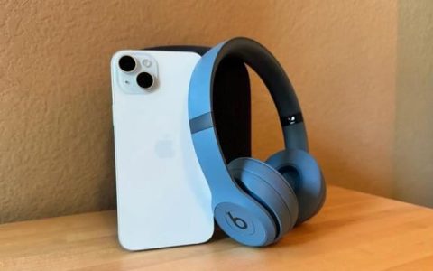 1699元的苹果全新Beats Solo4耳机值得买吗? Beats Solo4抢先体验测评