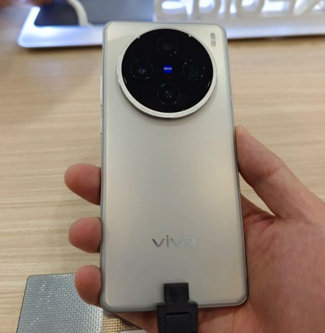 vivo X100S和vivo X100S Pro哪款好 vivo X100S和vivo X100S Pro对比介绍插图2