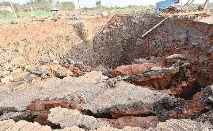 痛心!云南一茶厂土方坍塌致3人遇难 被困人员已全部救出插图 茶厂土方坍塌