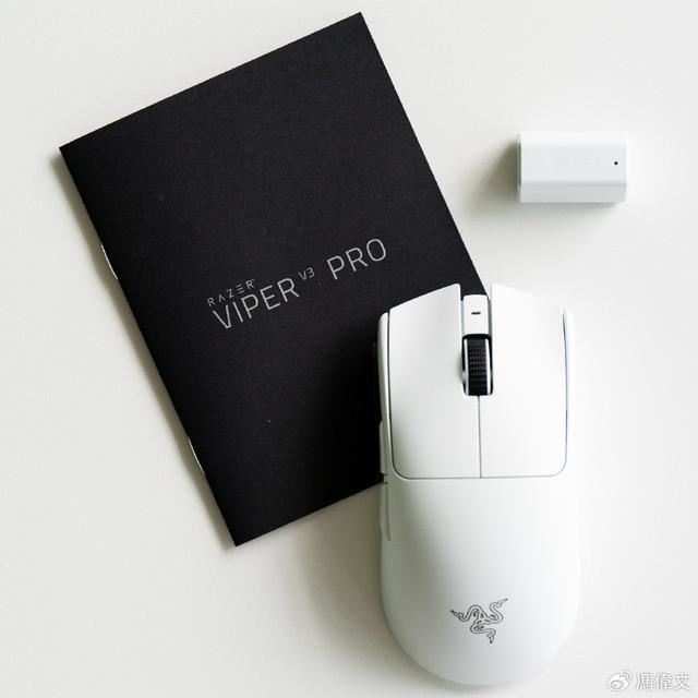 毒蝰V2和毒蝰V3专业版、极速版有什么区别? 雷蛇游戏鼠标评测插图1 毒蝰V2和毒蝰V3专业版、极速版有什么区别? 雷蛇游戏鼠标评测插图1