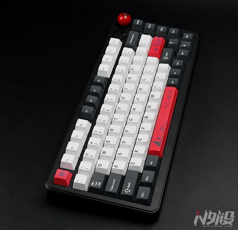 飞鱼轴版开售 黑爵AK820 MAX三模机械键盘拆解评测插图3