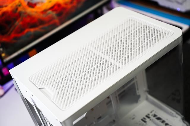 高颜值曲面海景房机箱 乔思伯TK-3装机体验测评插图11