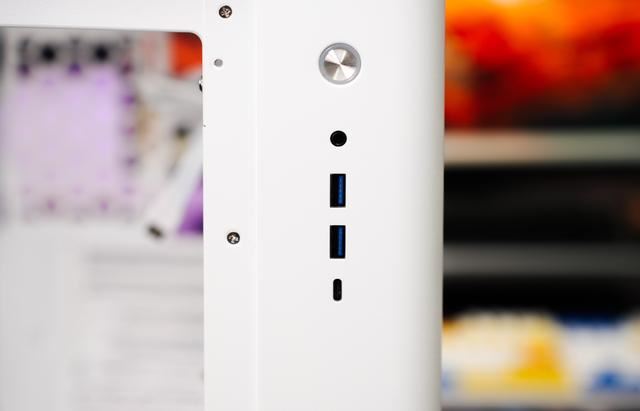 高颜值曲面海景房机箱 乔思伯TK-3装机体验测评插图16