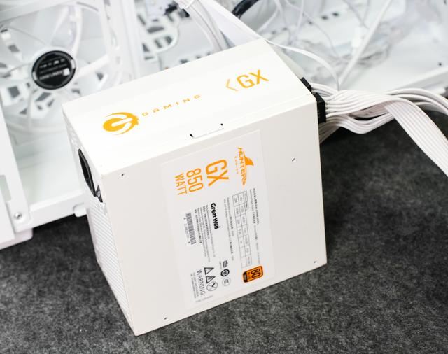 高颜值曲面海景房机箱 乔思伯TK-3装机体验测评插图27