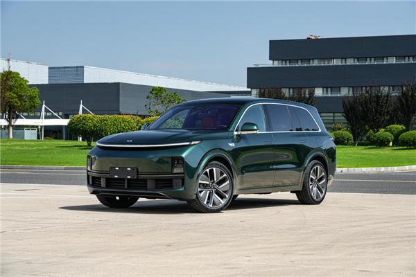 4月新势力排名揭晓：蔚小理时代终结 小米成了焦点