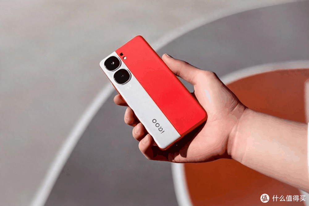 五一最值得买的4款手机,几乎零差评,轻松用三五年插图3 五一最值得买的4款手机,几乎零差评,轻松用三五年