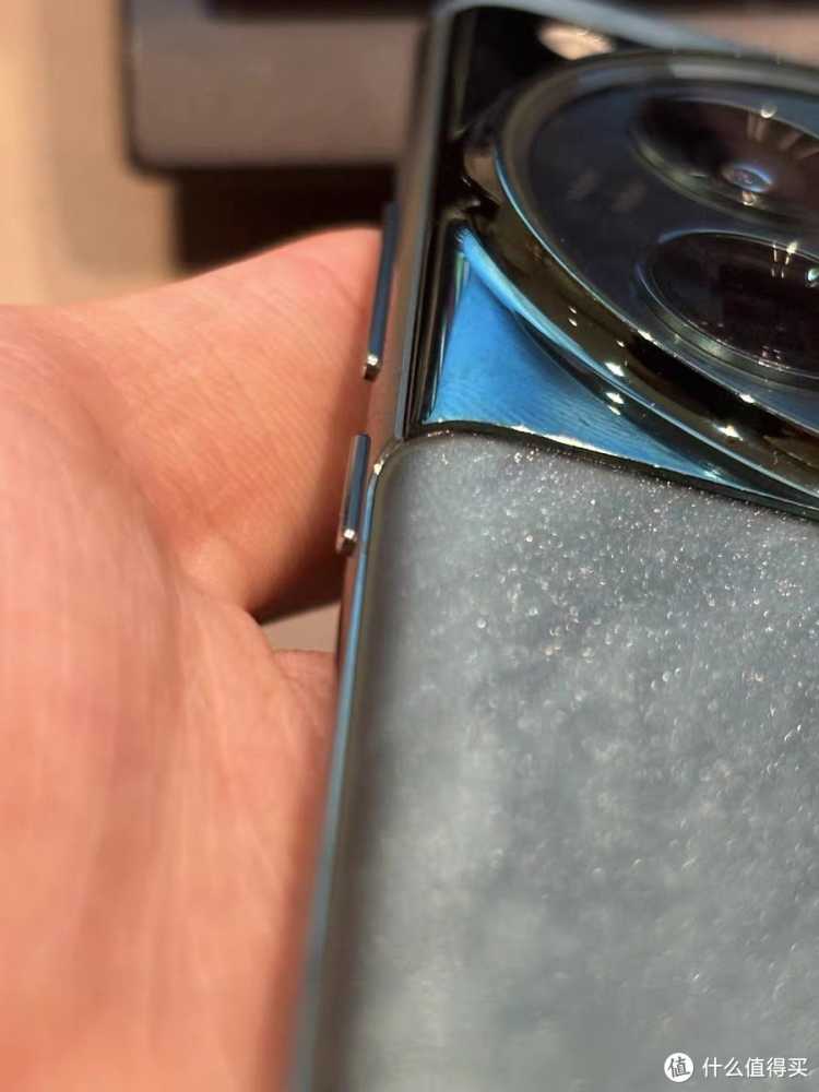 OPPO 一加 12：探索智能拍照和游戏体验的极限