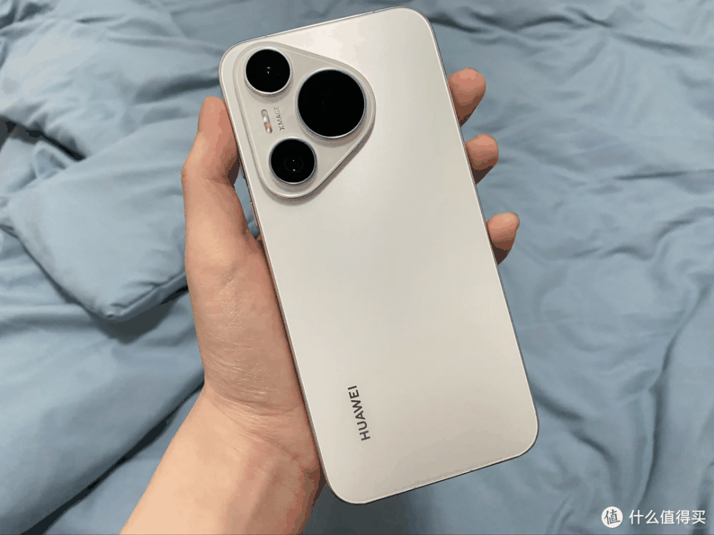 同样是华为旗舰手机，为啥Pura70不如Mate60火？对比下就不奇怪了