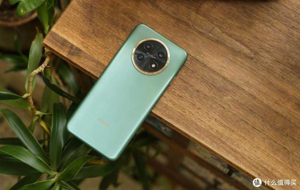 华为干翻千元市场,7000mAh+6.95英寸大屏+鸿蒙,才卖1157元!插图2 华为干翻千元市场,7000mAh+6.95英寸大屏+鸿蒙,才卖1157元!