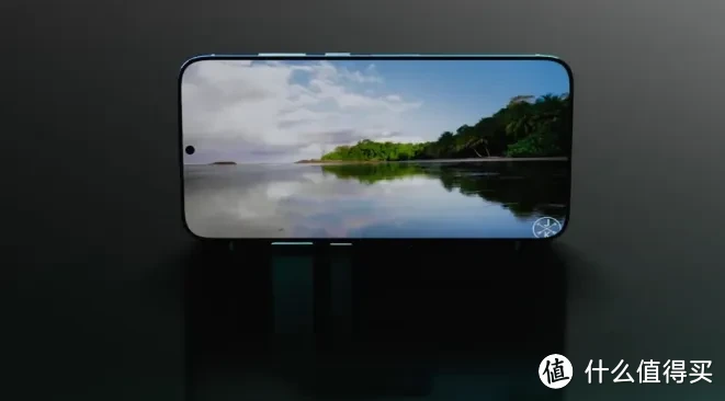 iPhone16ProMax炸裂升级：屏幕和镜头两大王炸同时曝光，苹果大变身！