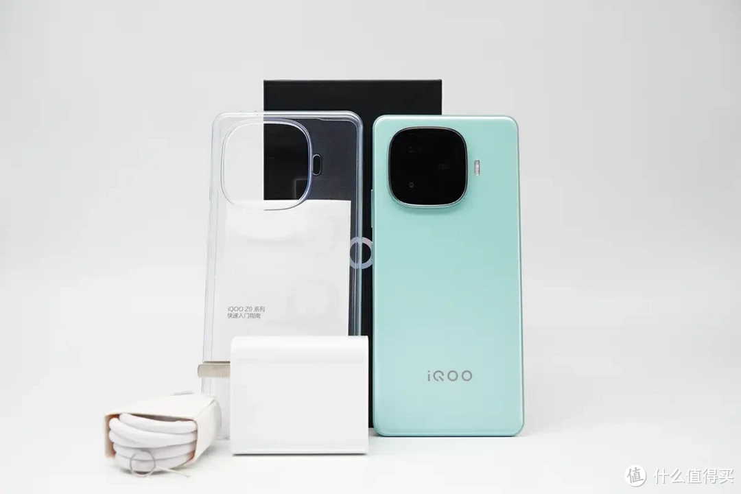 80W闪充,6000mAh 超薄蓝海电池,iQOO Z9 Turbo 充电宝兼容性测试插图 80W闪充,6000mAh 超薄蓝海电池,iQOO Z9 Turbo 充电宝兼容性测试