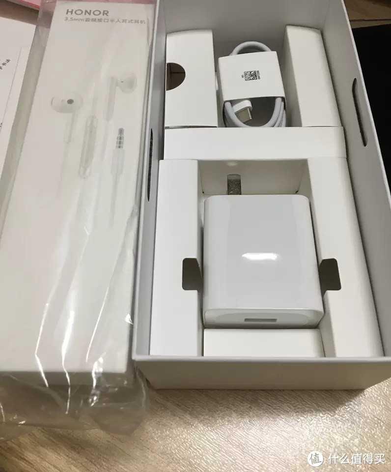  荣耀Play8T 5G震撼来袭！6000mAh续航怪兽，850nit高亮屏幕，打造全新视听盛宴！