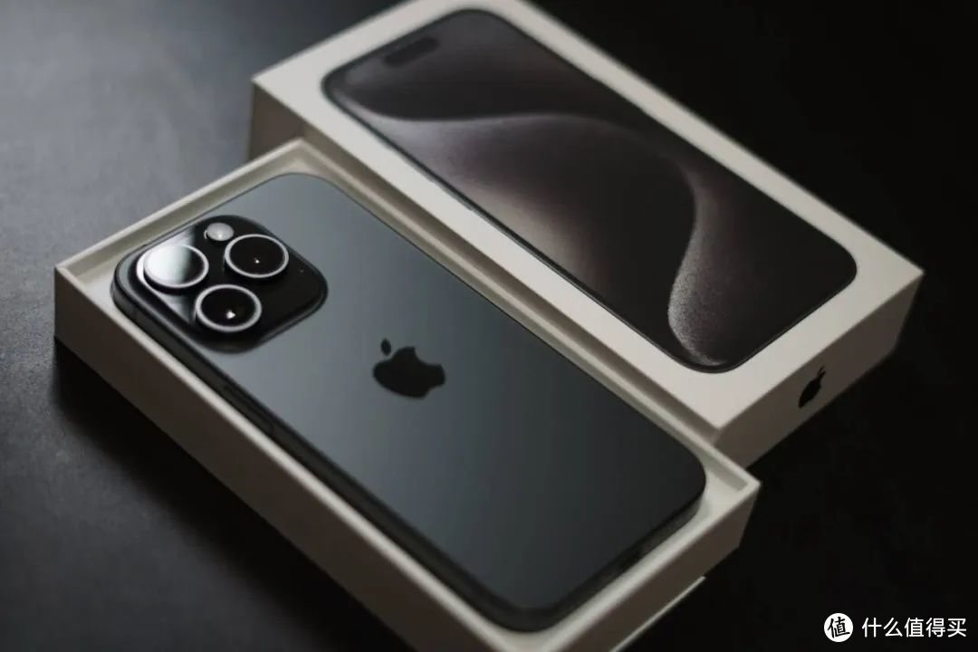 iPhone 篇十八：iPhone16PM续航提升，iPhone 17设计大改！