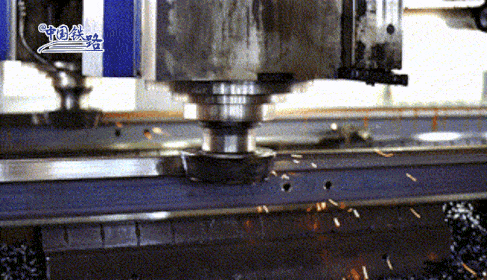 高铁列车没有方向盘 怎么拐弯:终于懂了插图6 高铁列车没有方向盘 怎么拐弯:终于懂了