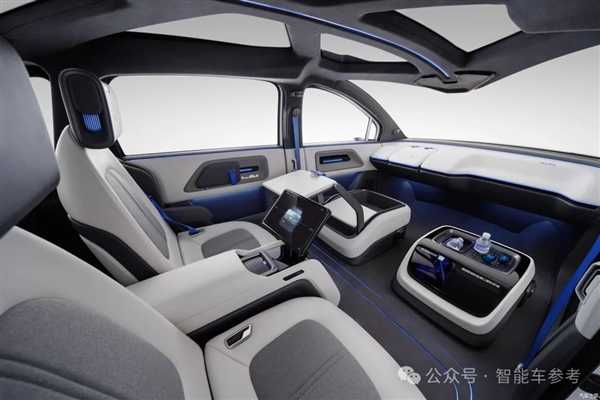 20.46万!百度最强量产车交付:智驾达到无人驾驶 体验媲美迈巴赫 江铃制造插图6 20.46万!百度最强量产车交付:智驾达到无人驾驶 体验媲美迈巴赫 江铃制造