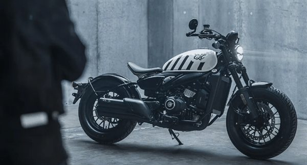 26980元 春风450CL-C摩托单座版上市：配双缸水冷发动机