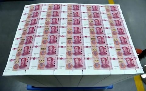 人民币、美元汇率是怎么定的：美元天天印 凭什么更值钱