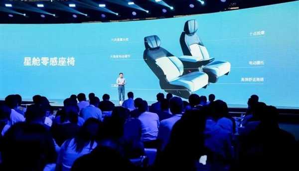 百度最强无人车!仅需20万 迈巴赫级体验 明年就能赚钱插图4 百度最强无人车!仅需20万 迈巴赫级体验 明年就能赚钱