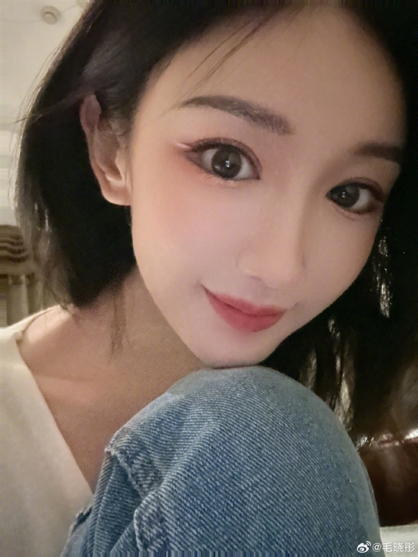 曝毛晓彤被欠薪1250万 打赢官司也没要回：网友感慨