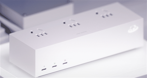 魅族PANDAER 120W桌面超级充电站PRO 618优惠：359元起