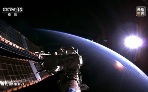 约8.5小时！神十八乘组刷新中国航天员单次出舱活动时间纪录