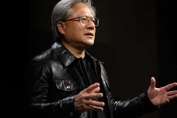 黄仁勋回忆创办英伟达：平凡、就是普通人做好普通事