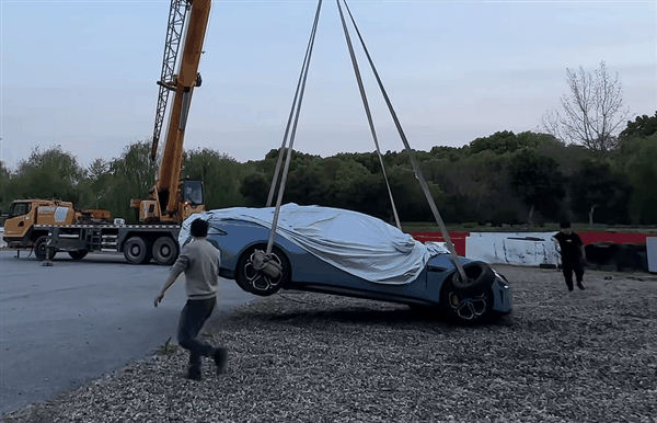 小米SU7赛道撞墙 自费大修需花多少钱 当事人：非常便宜！