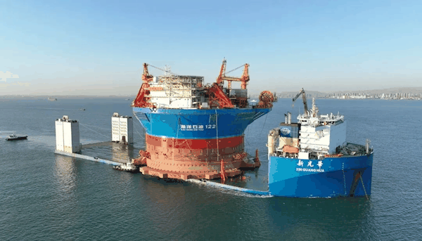 三个亚洲第一会合！“新光华”轮安全卸下“海葵一号”