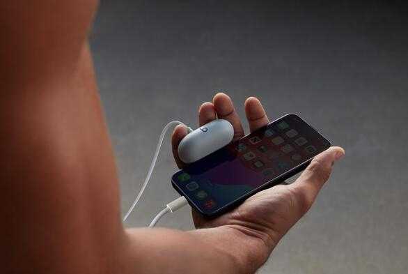 699元 Beats推出Solo Buds无线耳机:设计小巧 续航长达18小时插图1 699元 Beats推出Solo Buds无线耳机:设计小巧 续航长达18小时