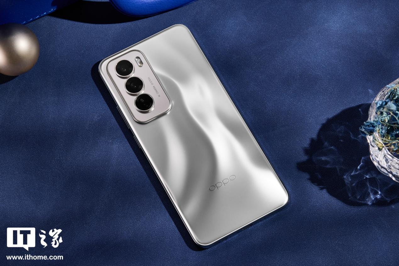 OPPO Reno12 / Pro 手机维修备件价格公布：屏幕组件 690 元起，主板 1290 元起