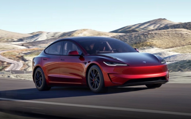 特斯拉新款Model 3高性能版开售:3.1秒加速,33.59万元起插图1 特斯拉新款Model 3高性能版开售:3.1秒加速,33.59万元起插图1