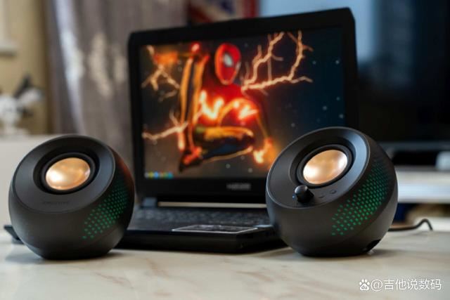 RGB灯光加持 创新Pebble X电脑音箱好听又好用插图7