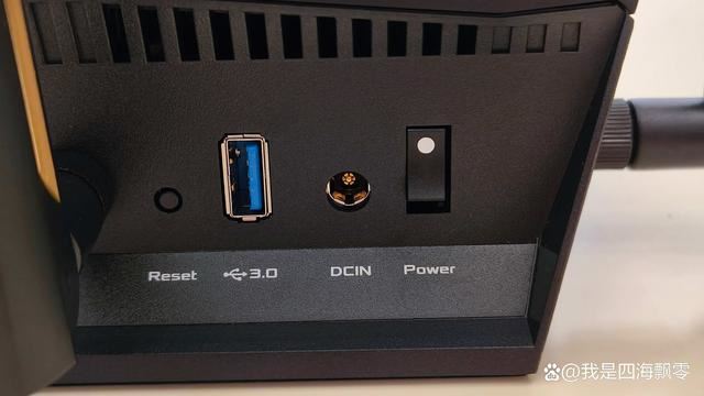 满血WiFi7展现硬核实力! 华硕WiFi 7路由器RT-BE88U详细测评插图8 满血WiFi7展现硬核实力! 华硕WiFi 7路由器RT-BE88U详细测评插图8