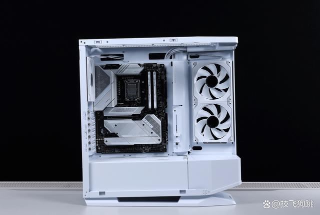 怎么组装海景房电脑? 骨伽星舰机箱搭配4080Super显卡装机实测插图60