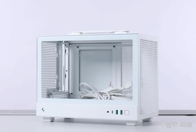 小还轻! 影驰RTX 4060+九州风神CH160 ITX小机箱组装机分享插图4