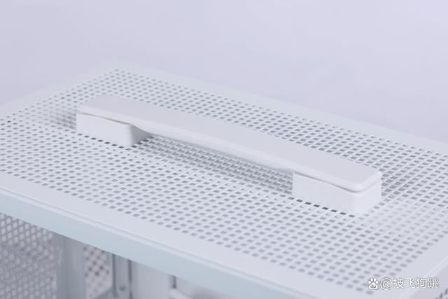 小还轻! 影驰RTX 4060+九州风神CH160 ITX小机箱组装机分享插图5