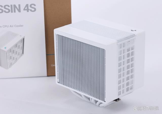 小还轻! 影驰RTX 4060+九州风神CH160 ITX小机箱组装机分享插图14