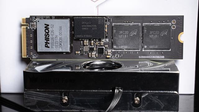 读写狂飙12G! 影驰 HOF EXTREME 50S 2TB SSD固态硬盘评测插图4 读写狂飙12G! 影驰 HOF EXTREME 50S 2TB SSD固态硬盘评测插图4