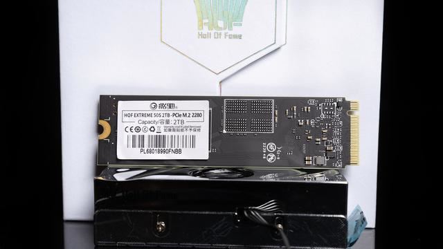 读写狂飙12G! 影驰 HOF EXTREME 50S 2TB SSD固态硬盘评测插图5 读写狂飙12G! 影驰 HOF EXTREME 50S 2TB SSD固态硬盘评测插图5