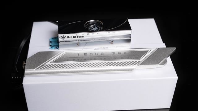 读写狂飙12G! 影驰 HOF EXTREME 50S 2TB SSD固态硬盘评测插图13 读写狂飙12G! 影驰 HOF EXTREME 50S 2TB SSD固态硬盘评测插图13