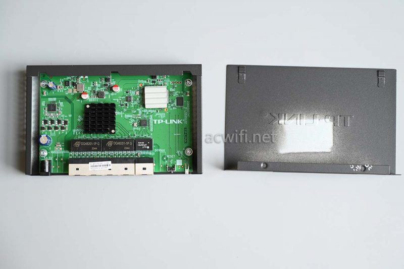 TPLINK TL-R5005P-AC值得买吗? TLR5005P企业级千兆路由器拆机测评插图8 TPLINK TL-R5005P-AC值得买吗? TLR5005P企业级千兆路由器拆机测评插图8