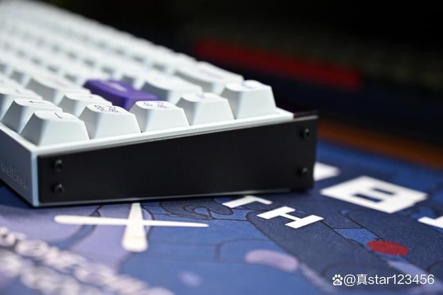颠覆传统的键盘体验! MelGeek小蜜蜂MADE68磁轴键盘开箱评测插图12