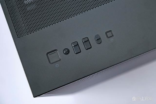 安钛克C8机箱适合组装电脑吗? 安钛克C8海景房机箱测评插图14