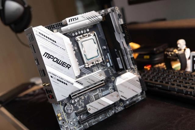 稳定运行8000MHz 宏碁掠夺者DDR5内存Hermes冰刃测评插图11