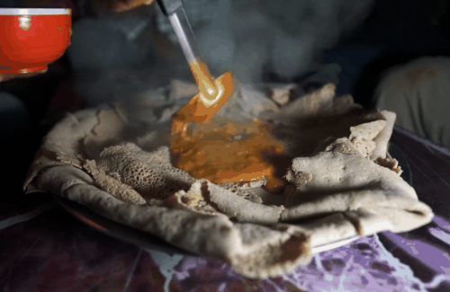 女孩声说自己16年不吃不喝 甚至连厕所都不用上!插图11 女孩声称自己16年不吃不喝 甚至连厕所都不用上!